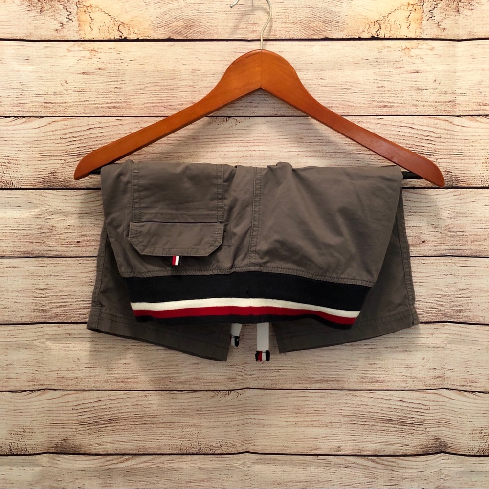Tommy Hilfiger Boys Shorts Small 8/10 - Picture 2 of 6